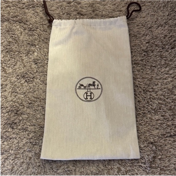 Hermes Handbags - 100% authentic Hermes dust bag